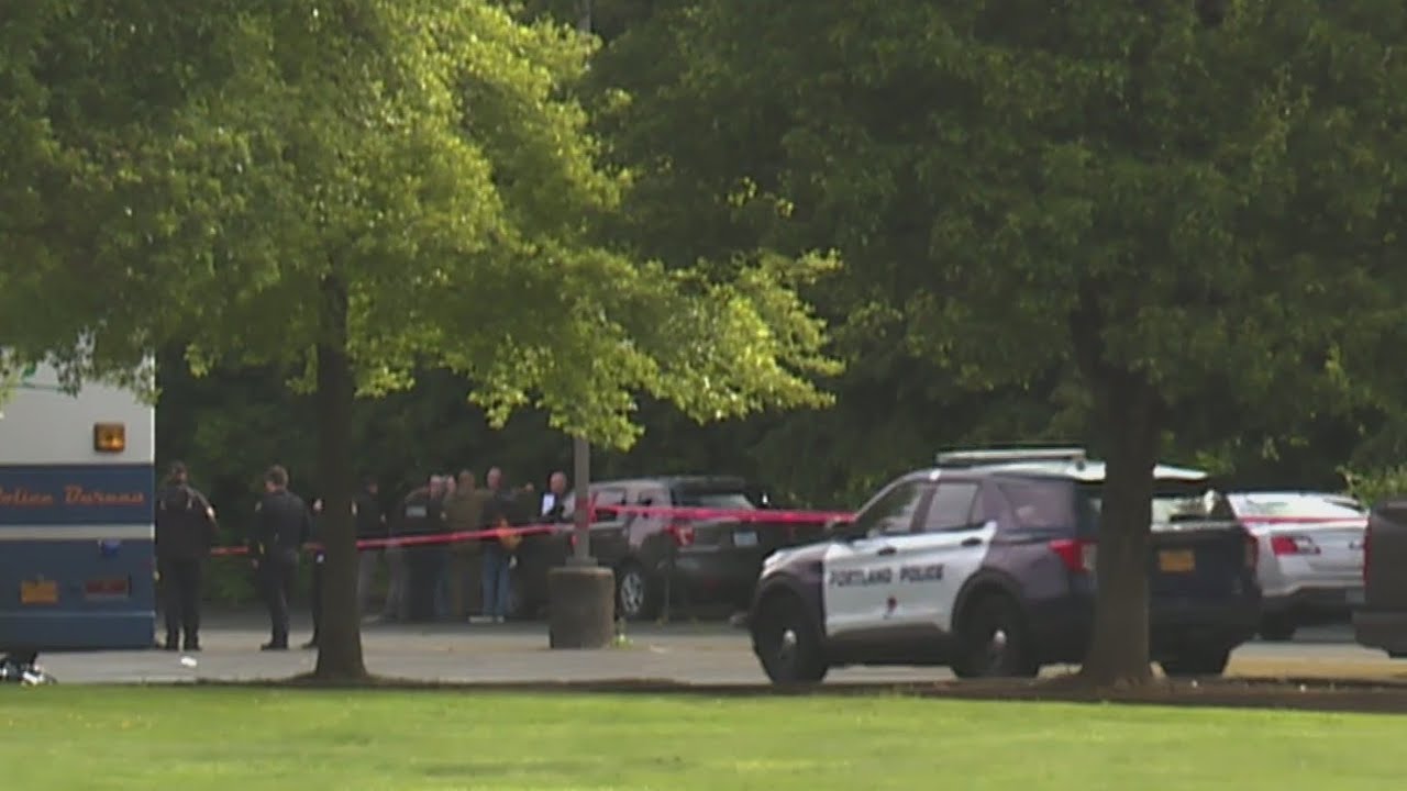 Man shot by police while serving NE Portland search warrant - YouTube
