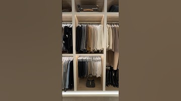 Wardrobe declutter / spring clean with me ready for summer 🧹 Part 2