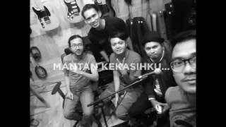 Teaser Ronnie Maspaitella - Apa Kabarmu