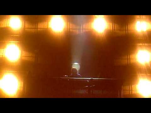 F**** ME I'M FAMOUS - DAVID GUETTA - PARIS - SHOT - YouTube