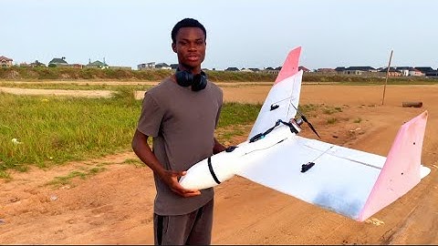 Flight test for a Tailsitter and flying wing