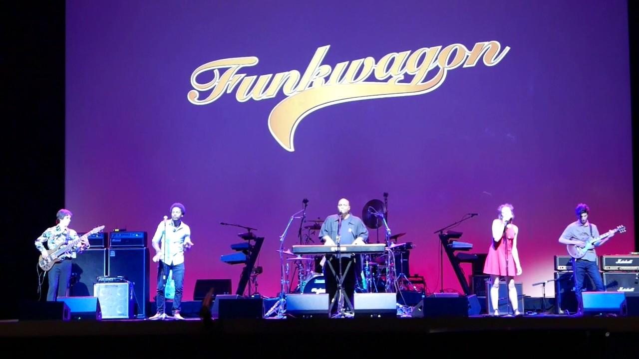 Funkwagon - In The Waiting Line (Cover) LIVE
