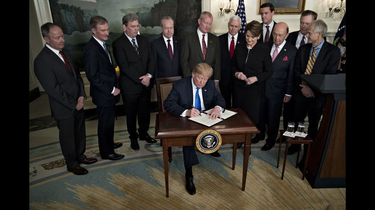 Trump's China Hawks Prepare to Swoop