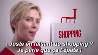 Scarlett Johansson chante pour la journée mondiale de lutte contre le Sida