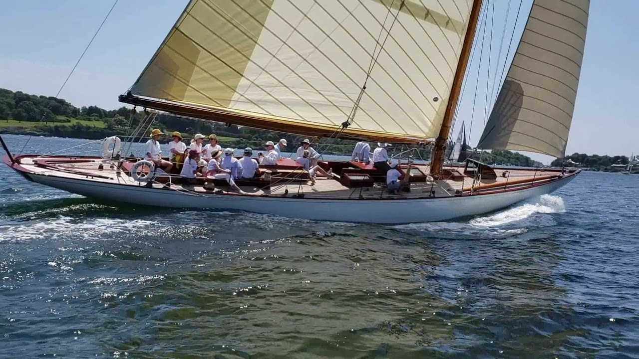 ONAWA US 6  - 12 Metre yacht