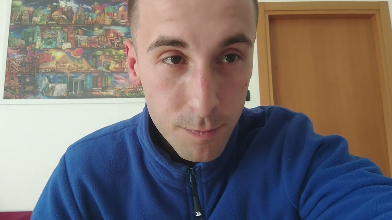 {RACCONTO LA MIA STORIA}