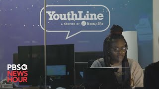 Teen volunteers staff crisis support line to help peers facing mental health challenges