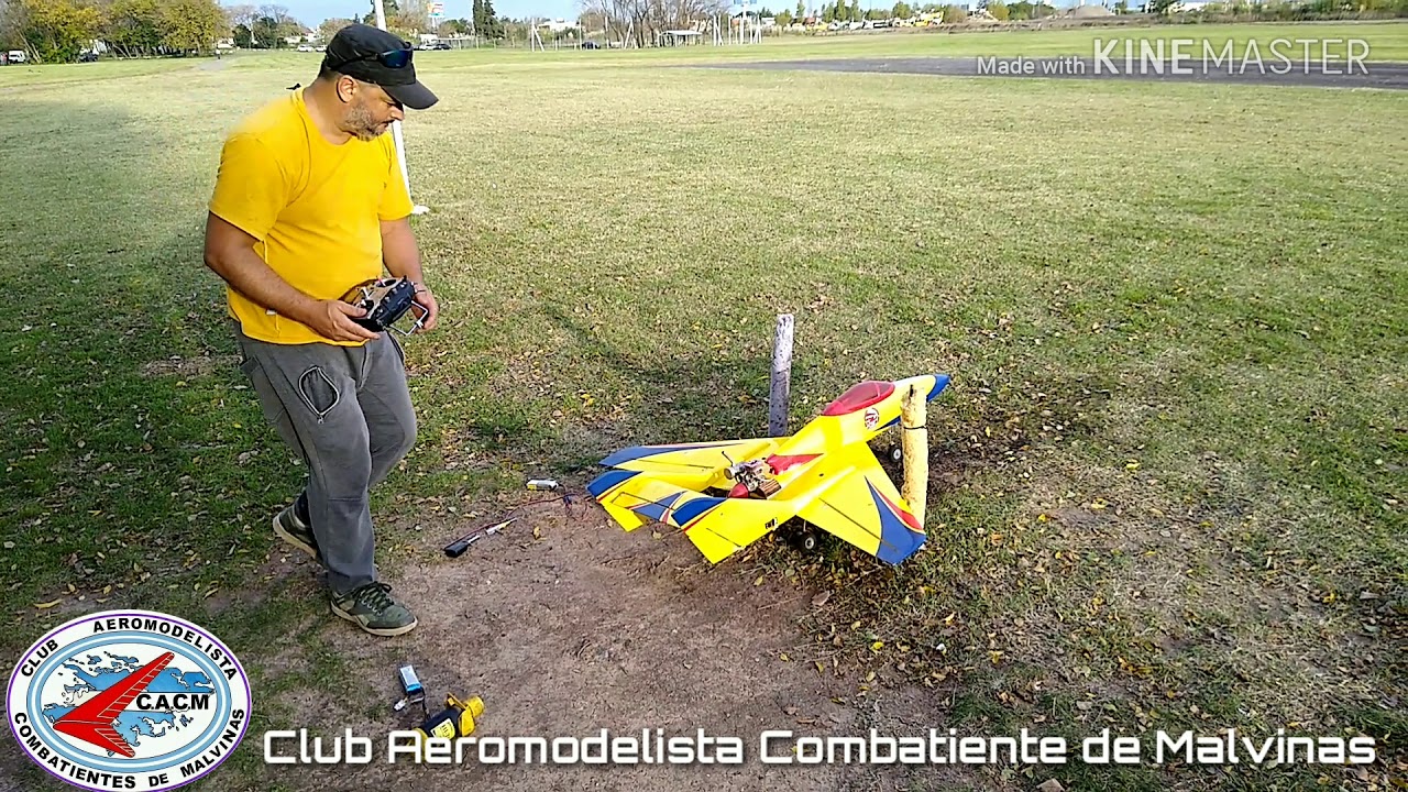 Bobcat 46 de Nitromodels
con motor Thundertiger 51