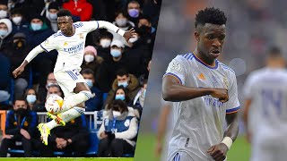 Vinicius Junior Just Loves To Make Defenders Look Stupid 2022