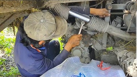 QUAY CẢNH MÁY CẮT KUBOTA DC 70 CHẠY CẮT LÚA MÙA NƯỚC LŨ máy gặt đập Liên Hợp