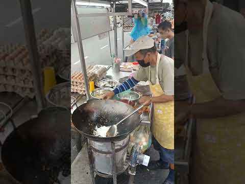 char koay teow charcoal penang famous food penang street food penang viral food