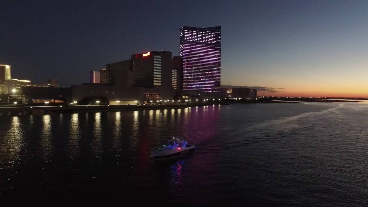 Metamorphosis Boat Charter in Atlantic City, New Jersey - Evenng Cruise