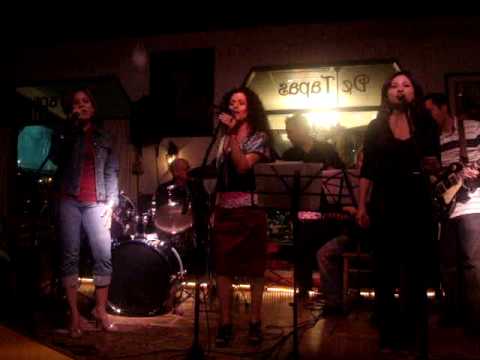 Horas - (De Pandora) - Rubi Mancera, Heiddy Hernndez y Conchita Moreno - Letra y Msica 3-21-09