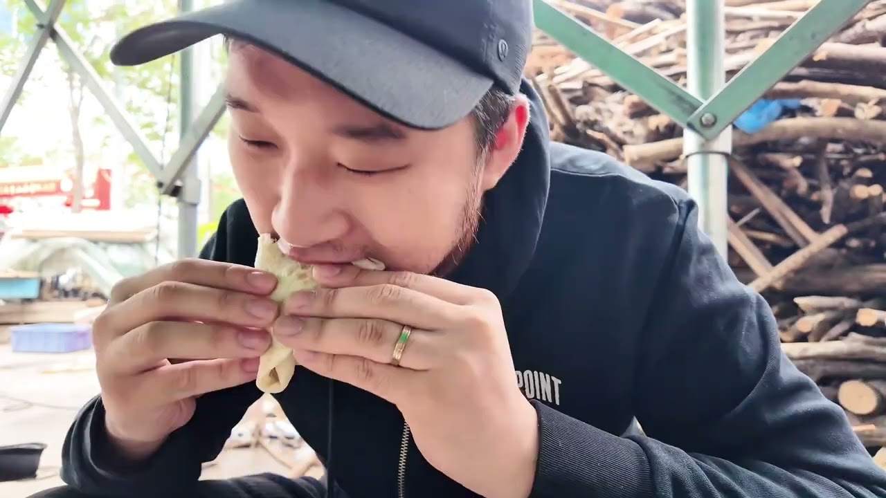 #好好吃饭大赛  在徐州200块6菜1汤，柴火地锅鸡黄河大鲤鱼！这也太棒了！#徐州美食#徐州逛吃攻略#地锅鸡#省饭课代表