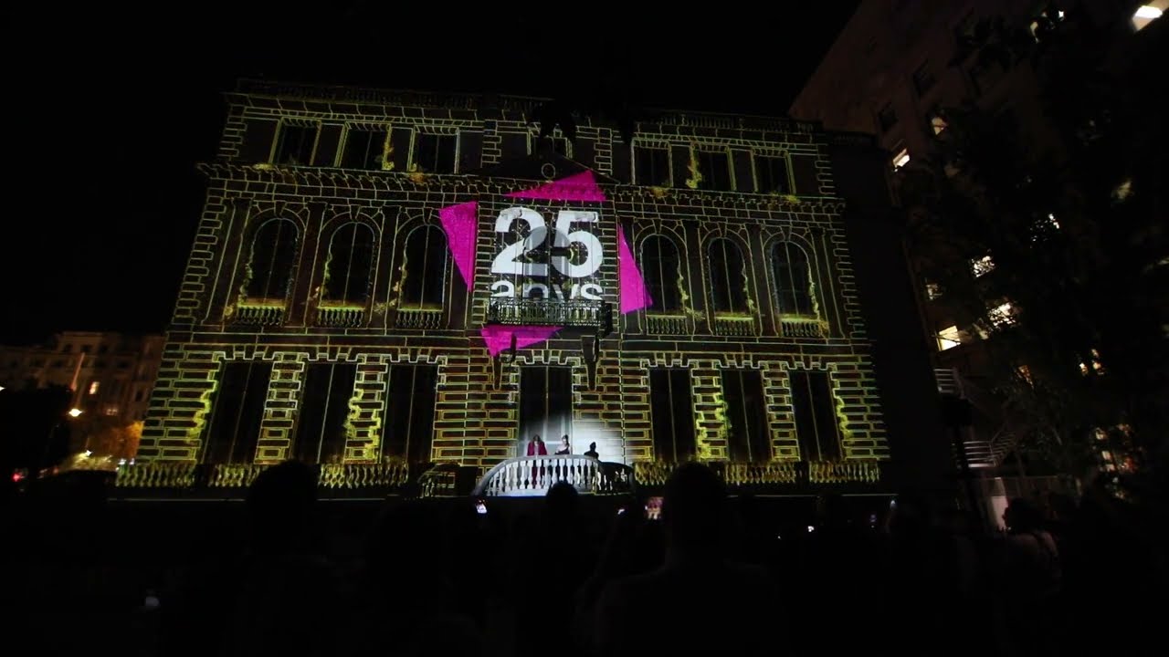 Mapping del 25 anys del Palau Robert