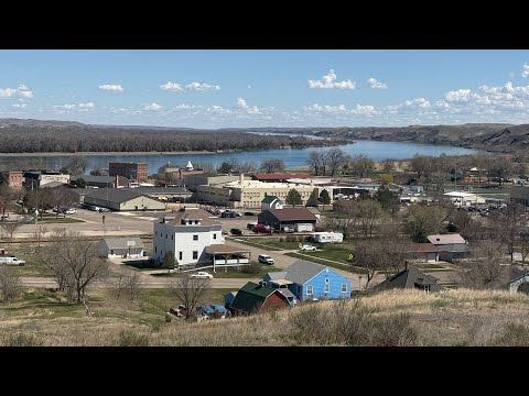 Exploring the OLDEST TOWN in South Dakota! 
