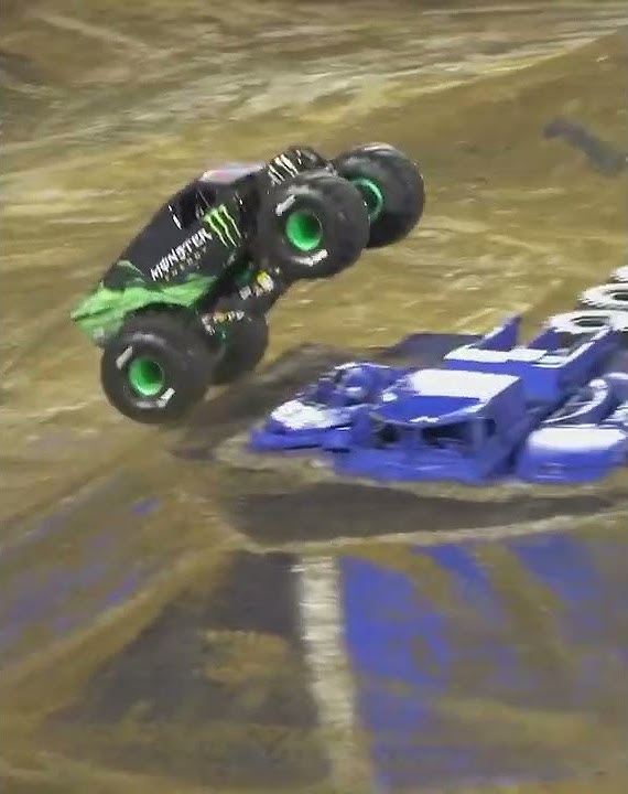 who says you need wings to fly✈️#shorts #youtubeshorts #short #shortmovie