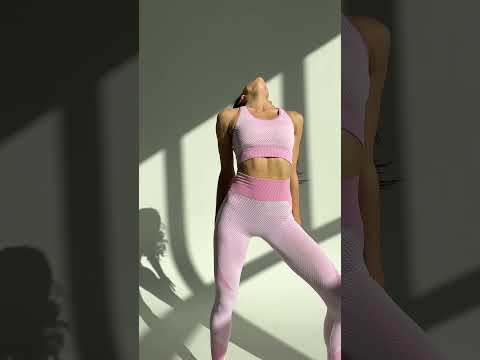 Безшовний костюм для фітнесу, тренувань 3 в 1 Honeycomb рожевый (топ, рашгард, легінси) - S, видео 1