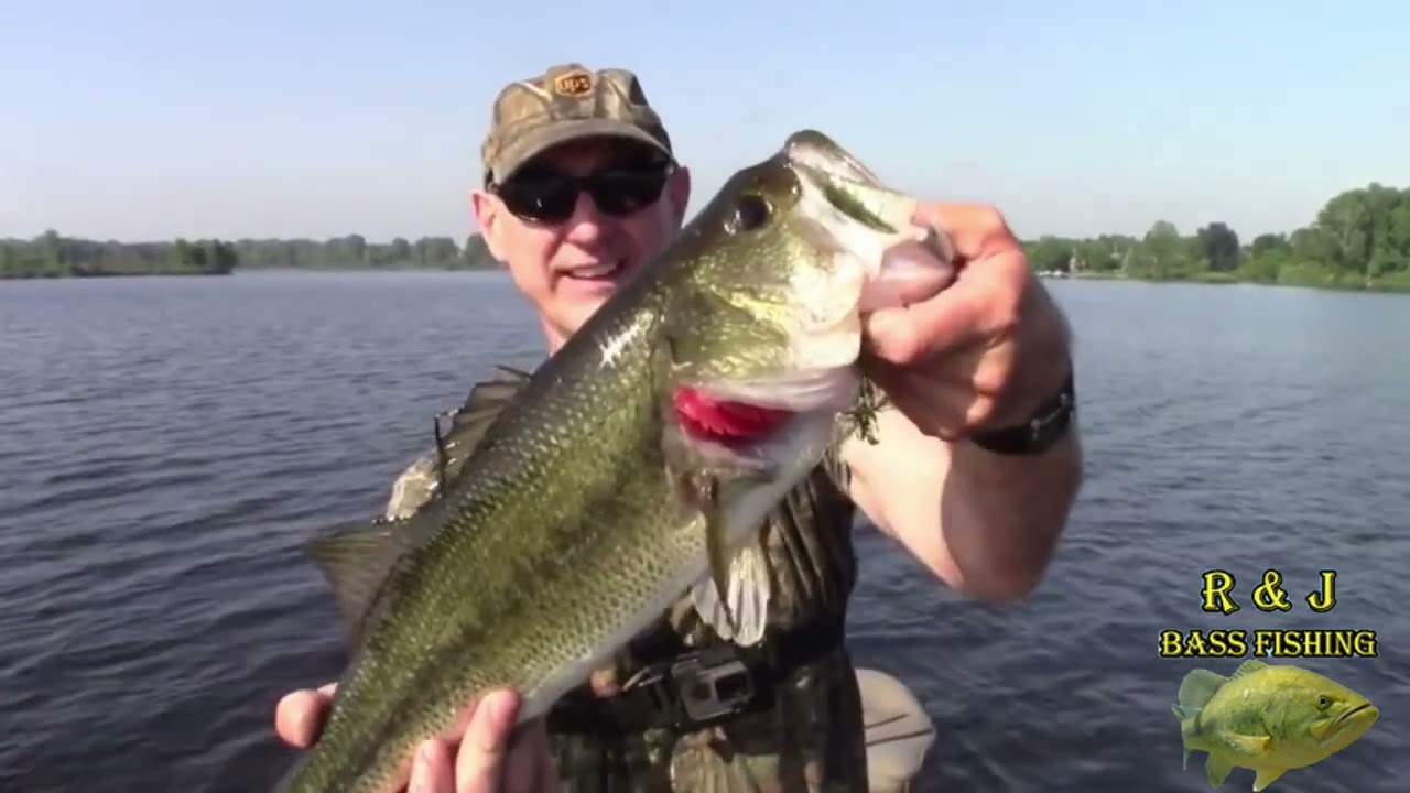 Randall Chain Coldwater Michigan Bass Fishing