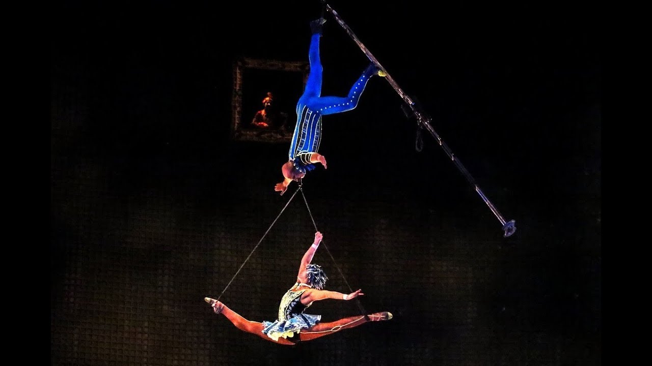Duo Abramov - Aerial Bamboo Act in La Nouba, Cirque du Soleil - YouTube
