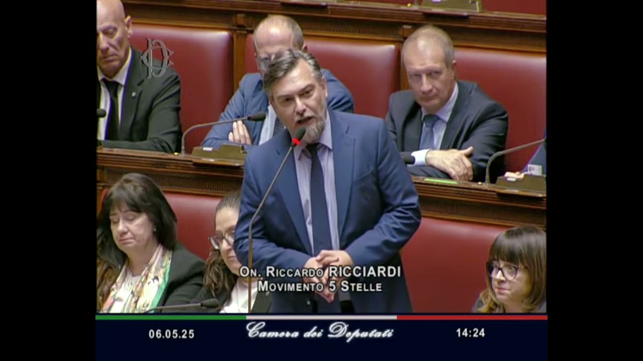 Ricciardi:" Governo ipocrita, va ai funerali del Papa ,e poi , è complice del genocidio a Gaza "