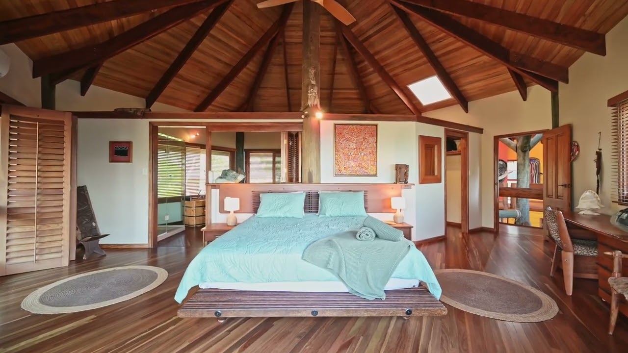 2-4 Gloucester Avenue, Hideaway Bay