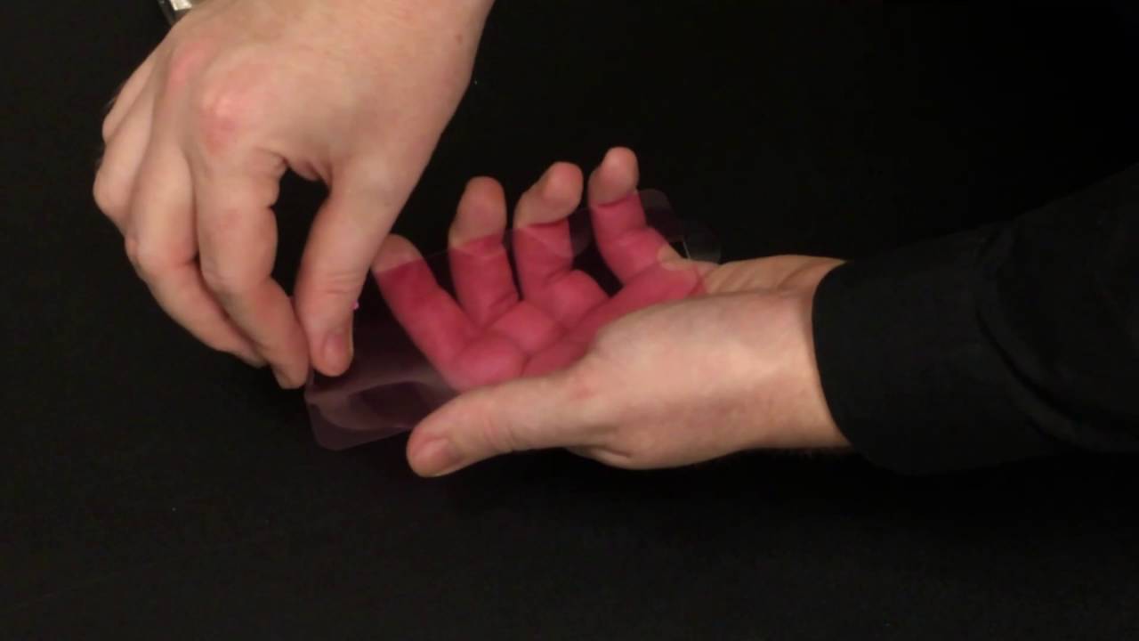 Installation: Trianium Fiber Flexible Glass Protector for iPhone 7 & iPhone 7 Plus