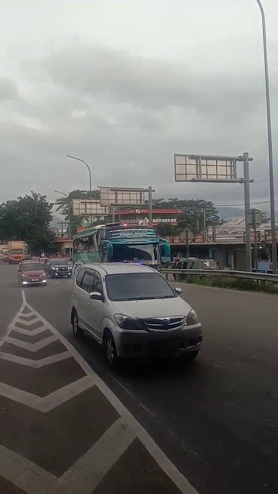 Download lagu Basuri lintang asmoro dari bus pradana trans #automobile #bis #busmania #busenthusiast #teloletbasu