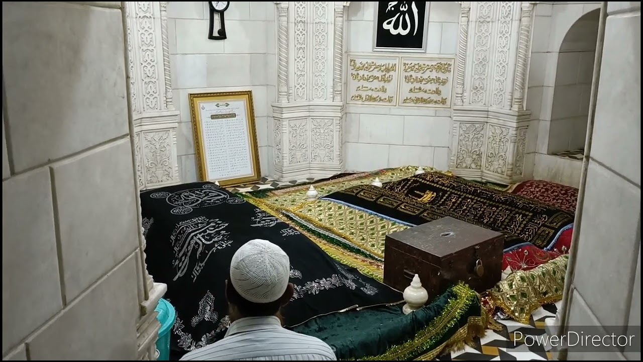 İmam Rabbani Hazretleri'nin Mezarı, Sirhind, Pencap, Hindistan.