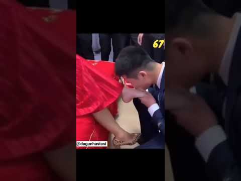 شوفوا عريس يبوس رجل عروسته أمام الناس هل يعتبر هذا حب ام جهل
