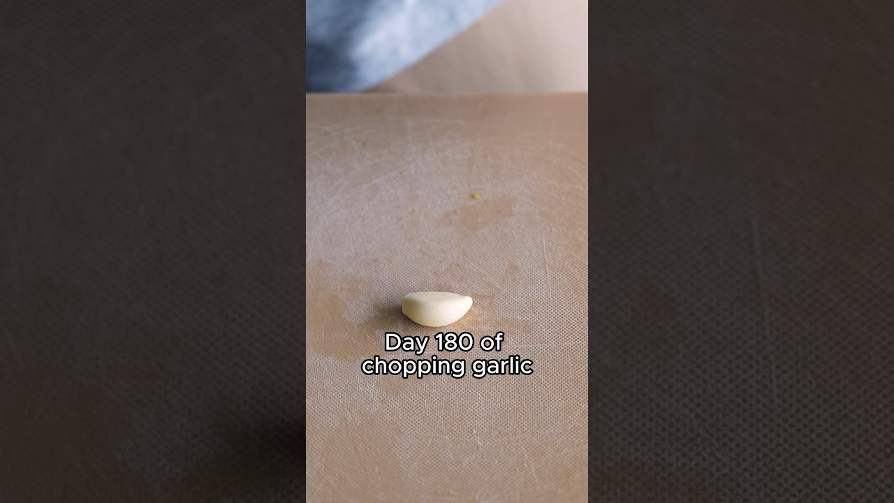 365 days of chopping garlic (day 180 to 300)