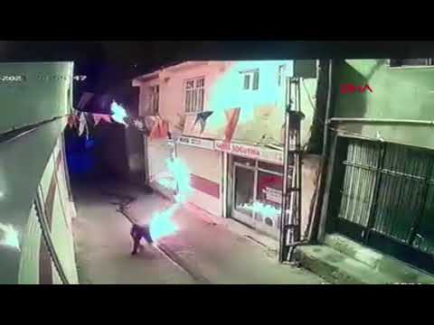 AK Parti ilçe binasına molotof kokteyli saldırı