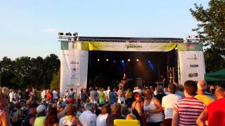 Frank Boeijen Zingt Zeg Me Dat T Niet Zo Is.