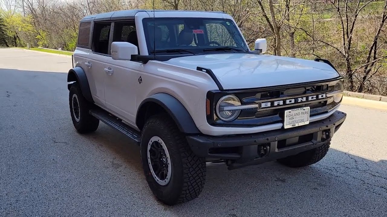 2023 Ford Bronco near me Highland Park, Arlington Heights, Skokie