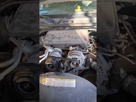 Question, please? 2009 jeep commander #jeep #mechanic#diymechanics#jeepcommander #repair #automobile