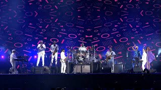 Video thumbnail of "Nile Rodgers & Chic - Let's Dance & Le Freak"