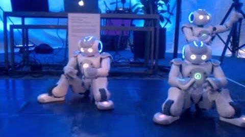 Coachella 2011, Creators Project, Dancing Robots