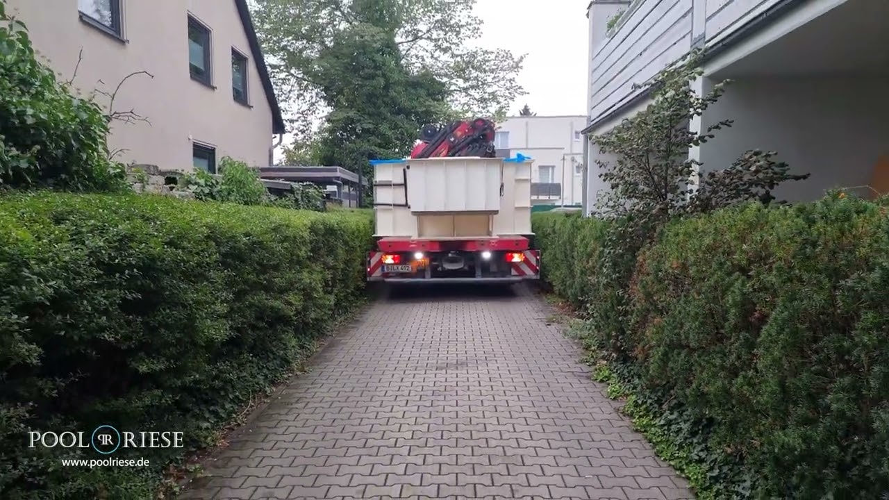 Poolriese.de liefert ein PP-Pool-Premiumpaket aus.