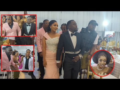 UTACHEKA VITUKO VYA COMEDIAN WAKIINGIA KWENYE HARUSI YA MADIRISHA WAINGIA NA WIMBO WA MAKOMBOLERO