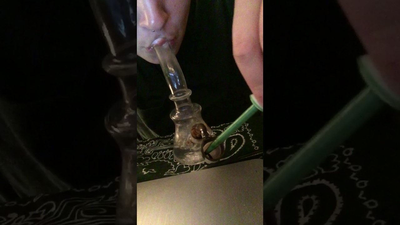 SNAKE DAB OUT OF THE STRAINCENTRAL HEMPER PIECE!!!!
