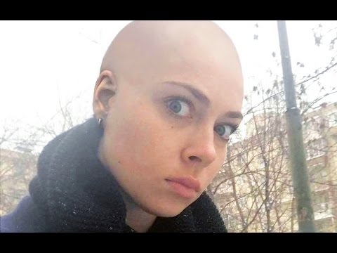 Полина хлеб подстриглась налысо фото