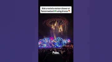You’ve Never Seen a DJ Do This Before 😮