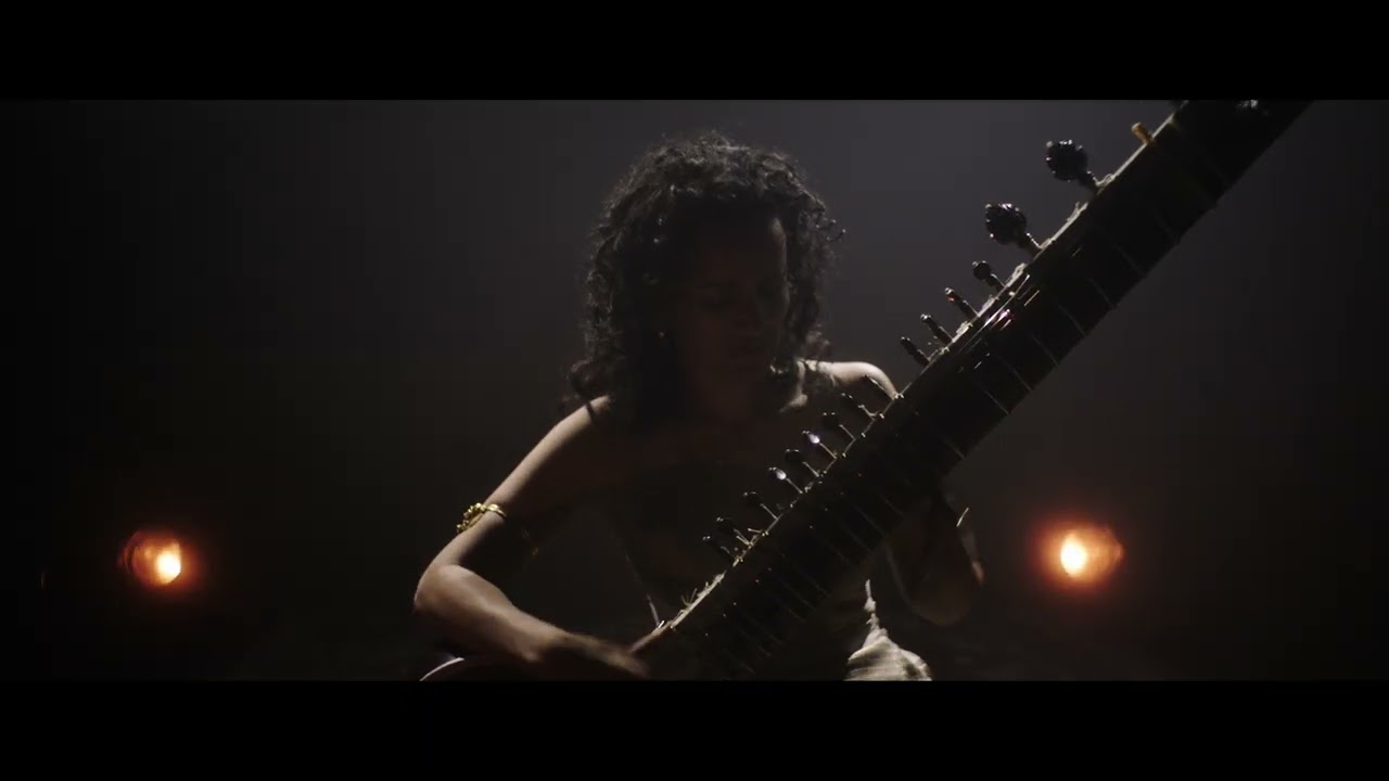 Sleduj Anoushka Shankar - New Dawn (Live) na YouTube Sleduj Anoushka Shankar - New Dawn (Live) na YouTube