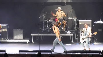 The Vamps - Oh Cecilia (Breaking My Heart) Live