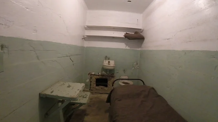 Alcatraz cells of John & Clarence Anglin who both ...