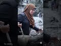 Çocuklarına un aramaya giden Filistinli anne geri döndüğünde vurulmuş evini buldu image
