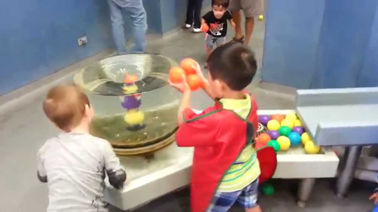 Water play, Children's Discovery Museum - YouTube