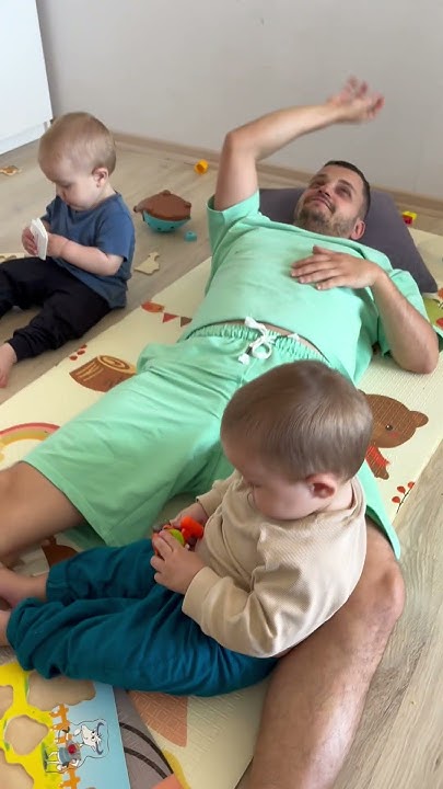 Разница между мамой и папой #двойняшки #twins #родители #дети #близнецы ...