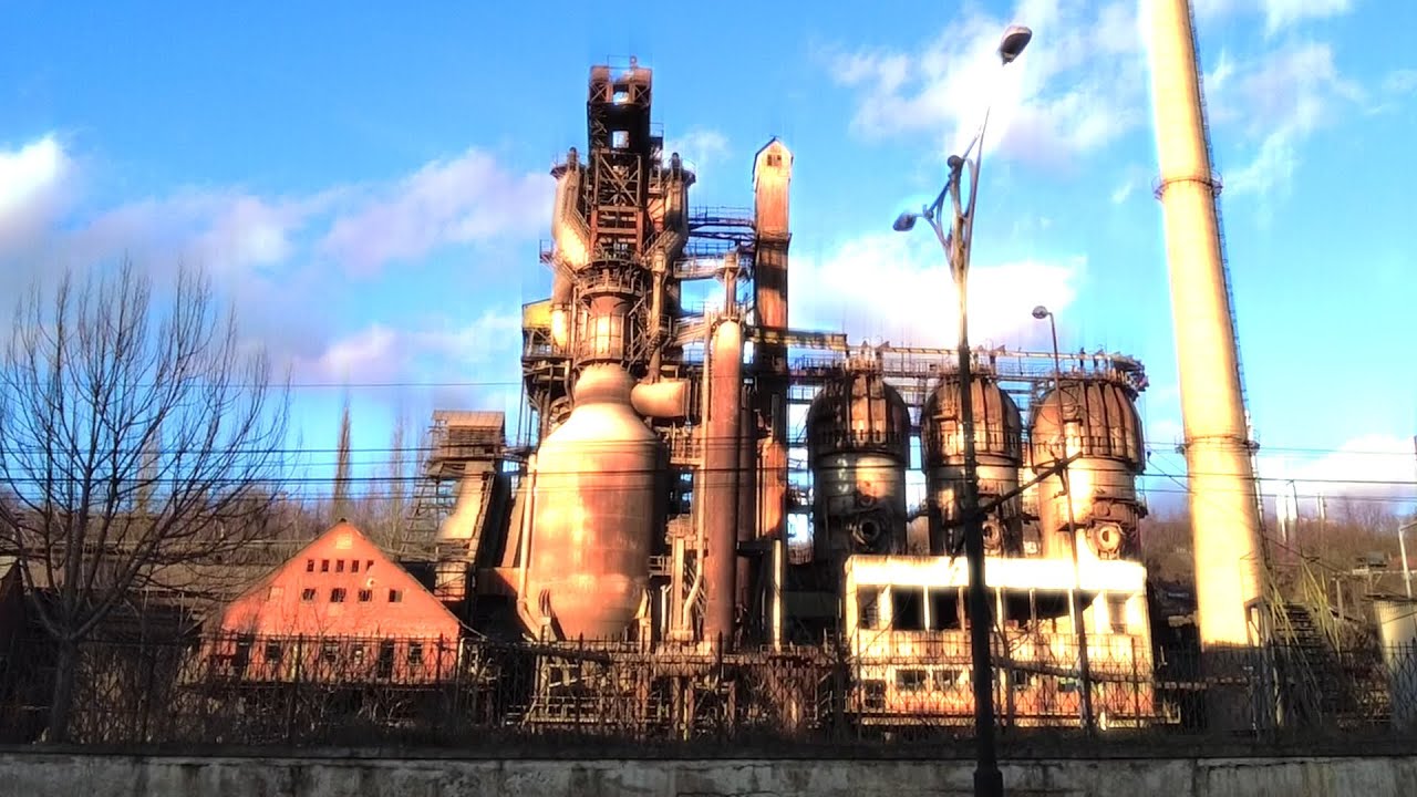 The City That Looks Like A Video Game | Reșița, ROMANIA 🇷🇴