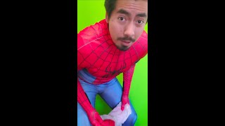 Reviewing a Spider-Man costume from SimCosplay!